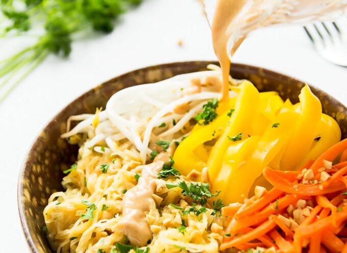 Easy Thai Peanut Sauce Spaghetti Squash